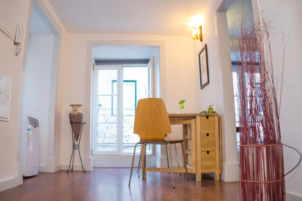Bica Sequeiro 1 Bed Lejlighed Lisboa Eksteriør billede